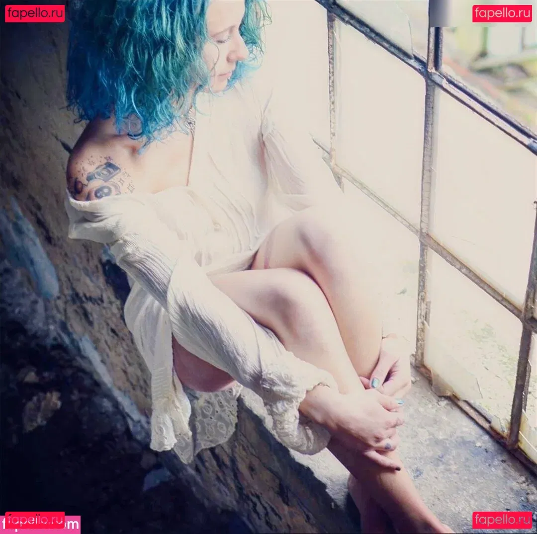 Luna Tinkerbell Onlyfans Photo Gallery 