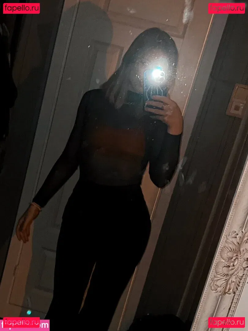 Maji Onlyfans Photo Gallery 