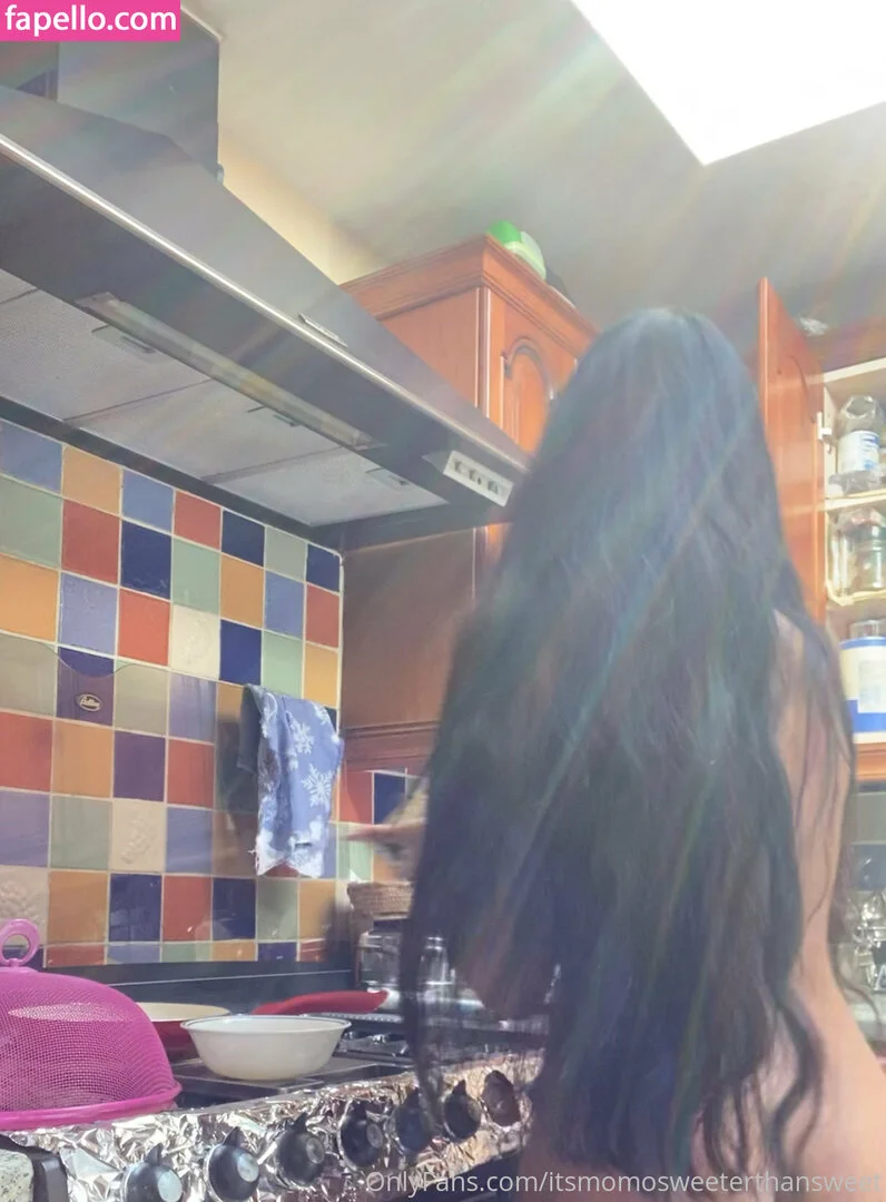 itsmomosweeterthansweet Onlyfans Photo Gallery 