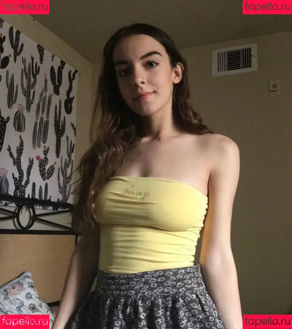 Rebeca Garcia Onlyfans Photo Gallery 