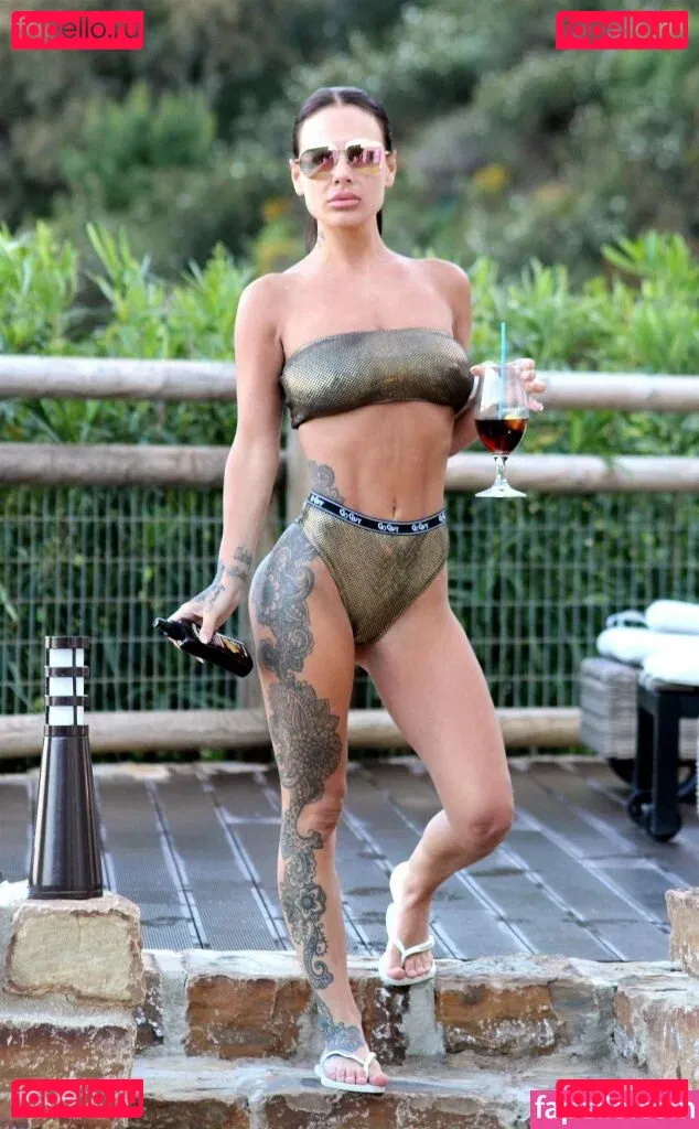 Chantelle Connelly Onlyfans Photo Gallery 