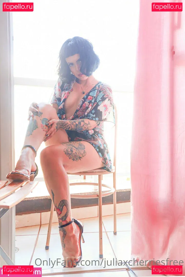 juliaxcherriesfree Onlyfans Photo Gallery 