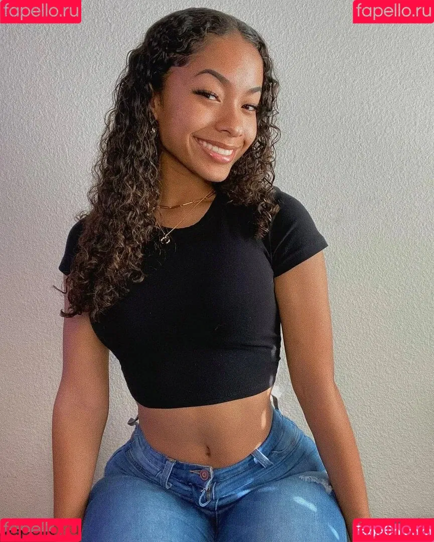 Sara O'Sullivan Onlyfans Photo Gallery 