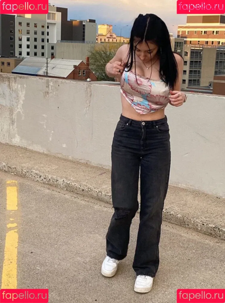 Sara O'Sullivan Onlyfans Photo Gallery 