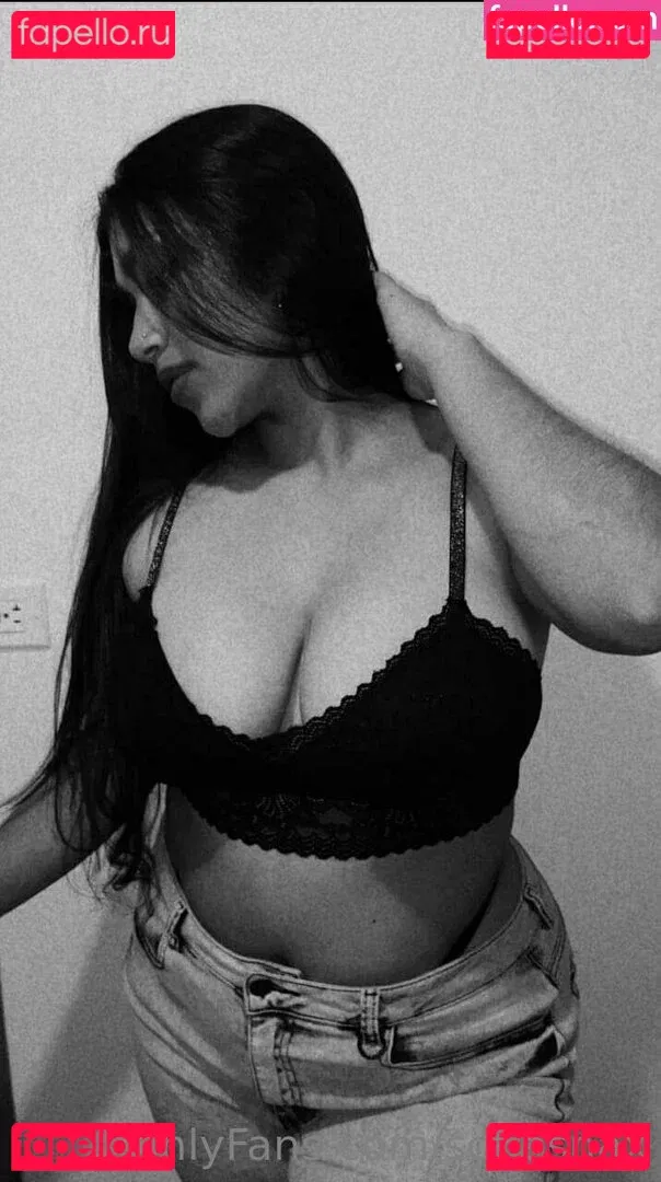 sofie_juggs Onlyfans Photo Gallery 