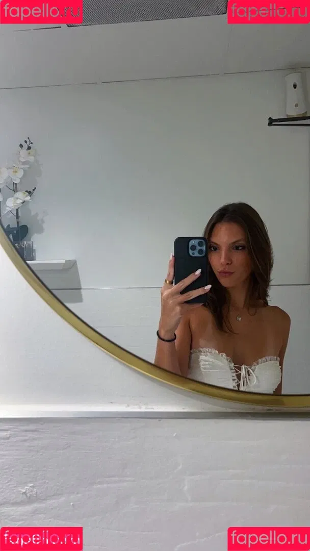 Jackie Aron Onlyfans Photo Gallery 