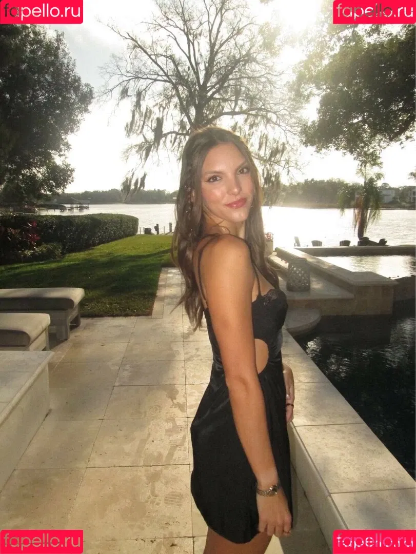 Jackie Aron Onlyfans Photo Gallery 