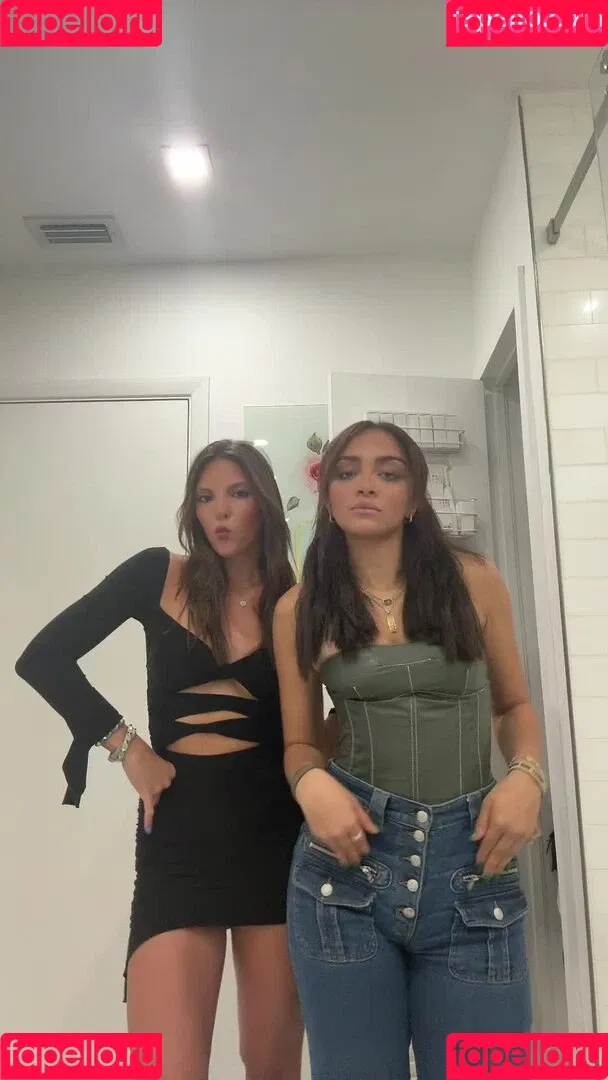 Jackie Aron Onlyfans Photo Gallery 