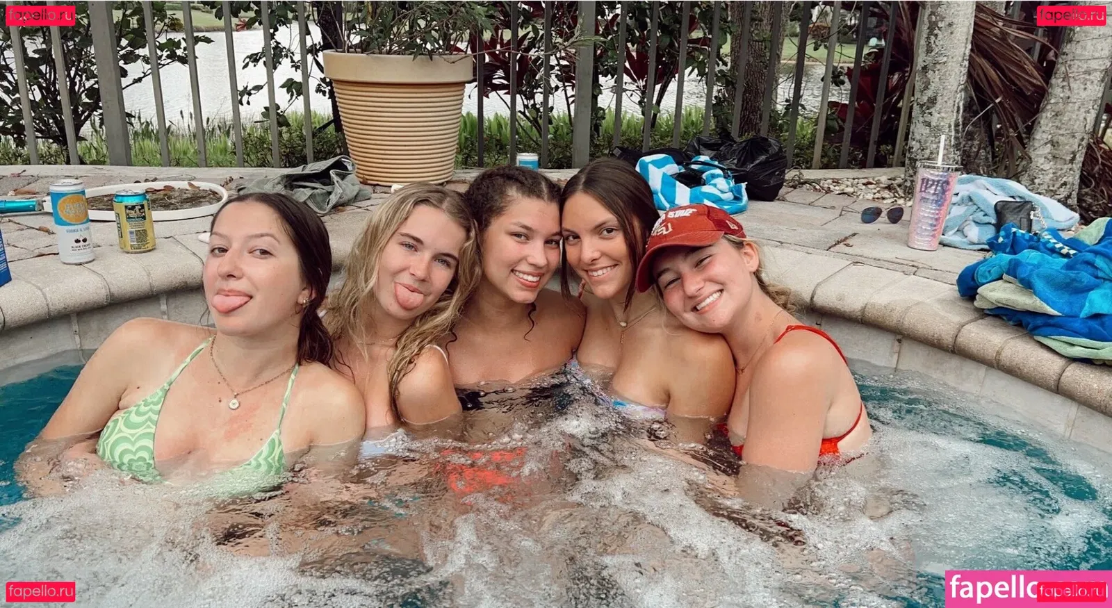 Jackie Aron Onlyfans Photo Gallery 