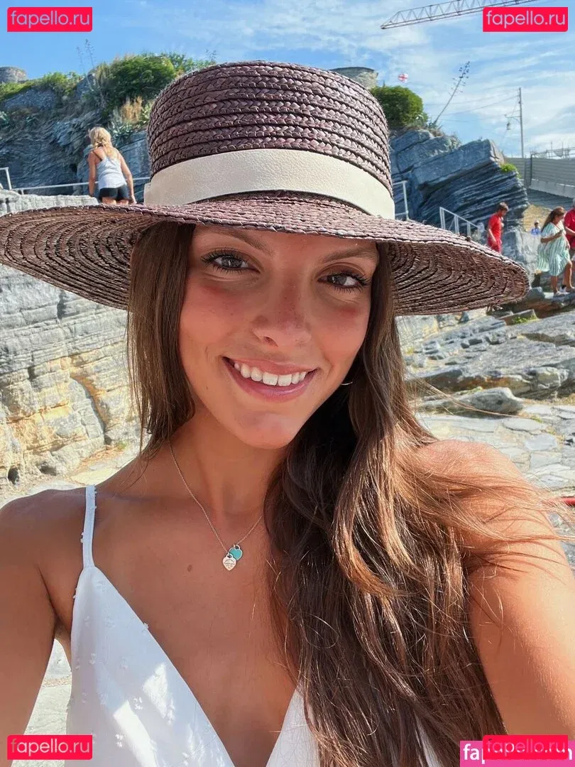 Jackie Aron Onlyfans Photo Gallery 