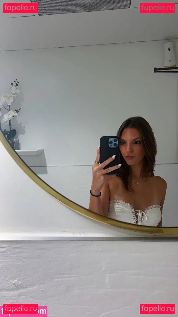 Jackie Aron Onlyfans Photo Gallery 