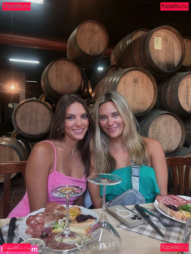 Jackie Aron Onlyfans Photo Gallery 