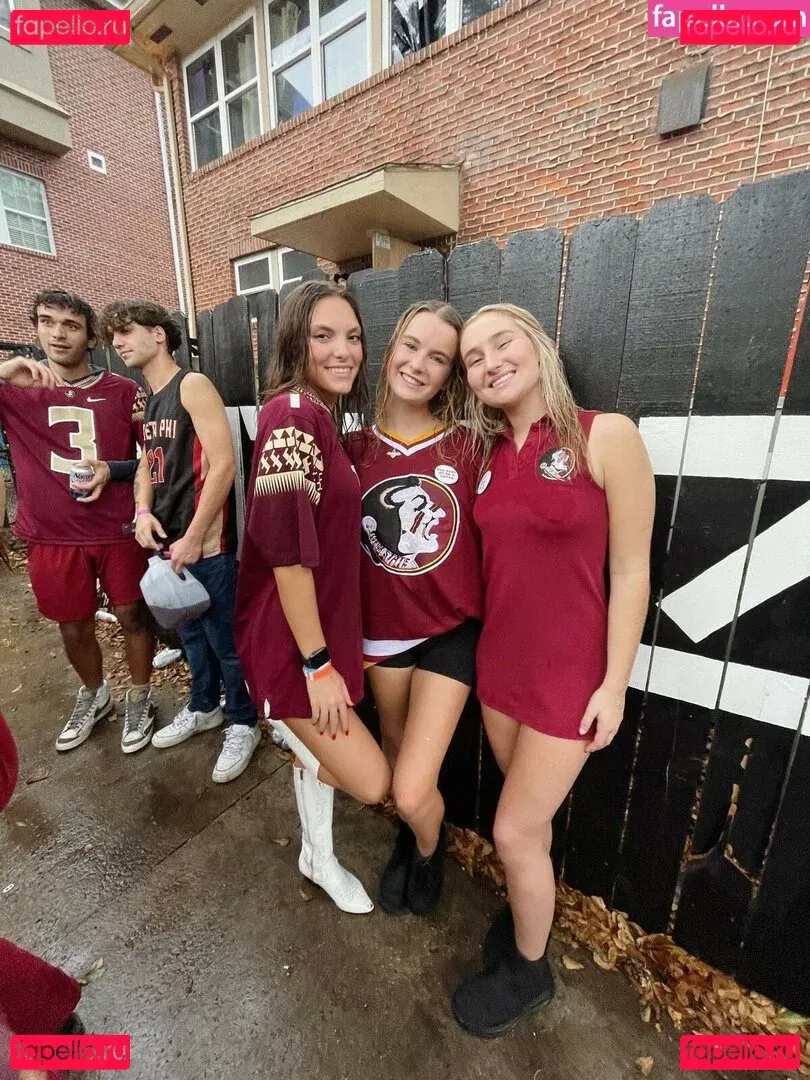 Jackie Aron Onlyfans Photo Gallery 