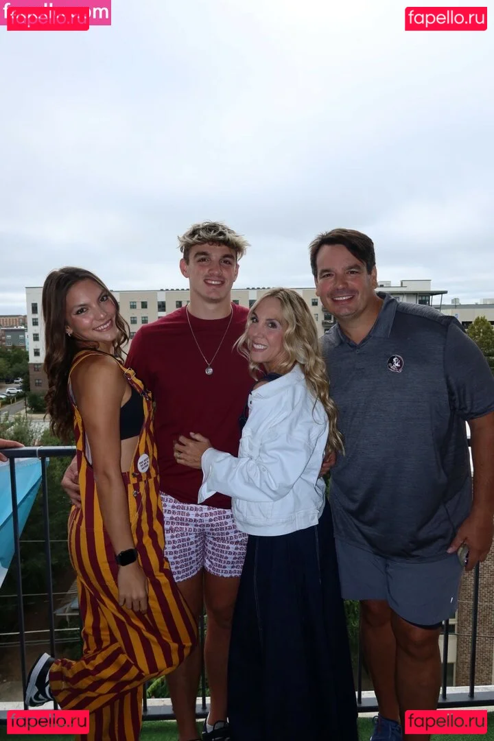 Jackie Aron Onlyfans Photo Gallery 