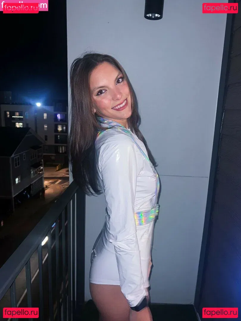 Jackie Aron Onlyfans Photo Gallery 