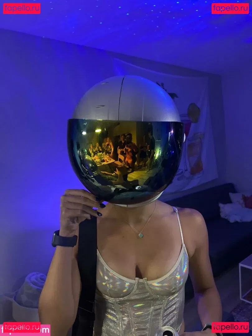 Jackie Aron Onlyfans Photo Gallery 