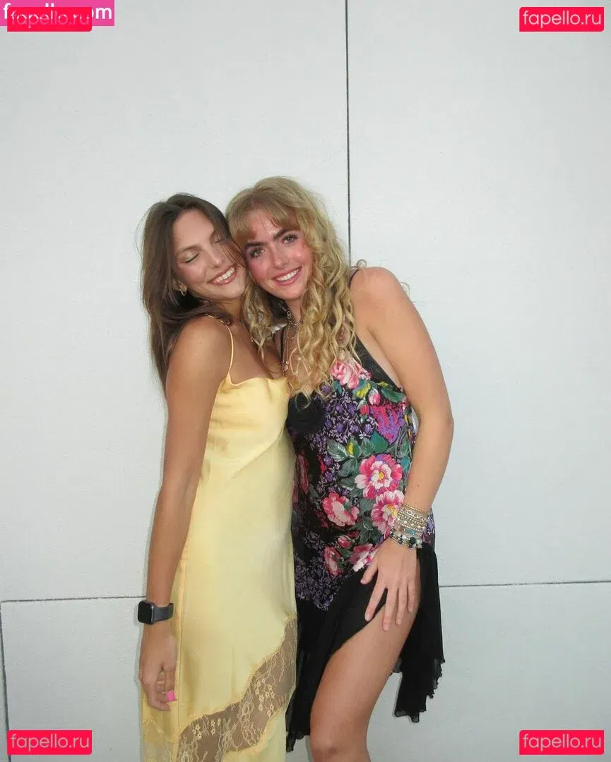 Jackie Aron Onlyfans Photo Gallery 