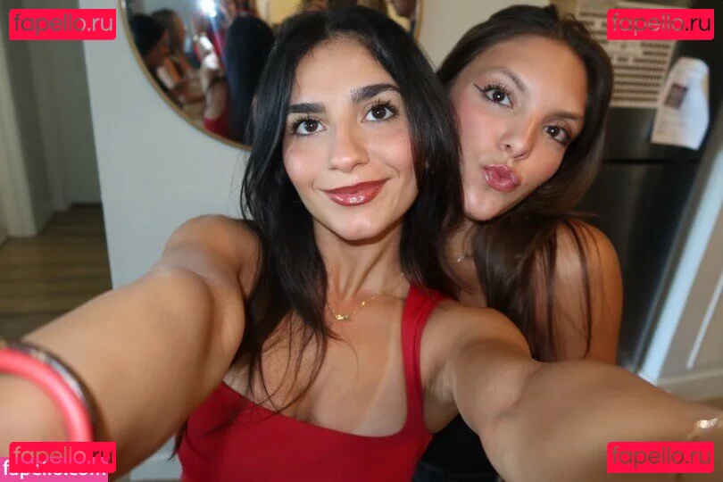 Jackie Aron Onlyfans Photo Gallery 