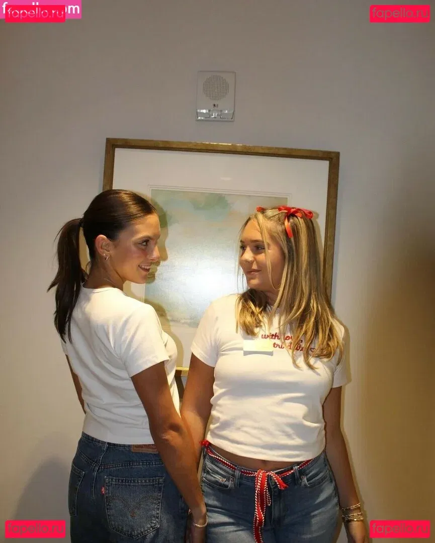 Jackie Aron Onlyfans Photo Gallery 