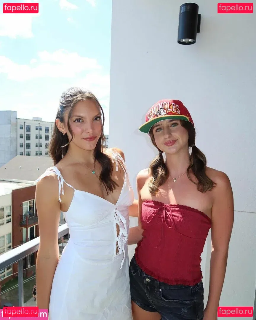 Jackie Aron Onlyfans Photo Gallery 