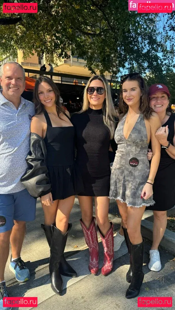 Jackie Aron Onlyfans Photo Gallery 