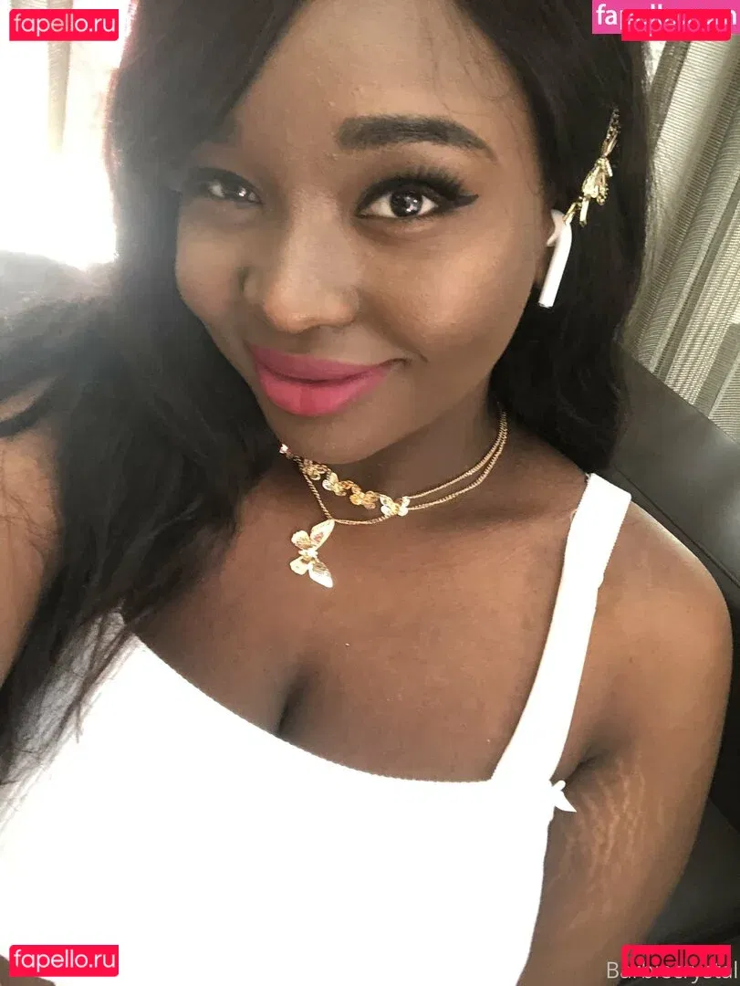 barbiecrystal Onlyfans Photo Gallery 