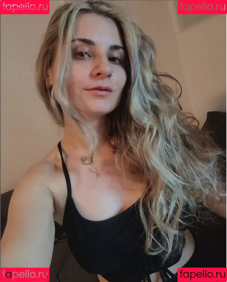 Jeyenby Onlyfans Photo Gallery 
