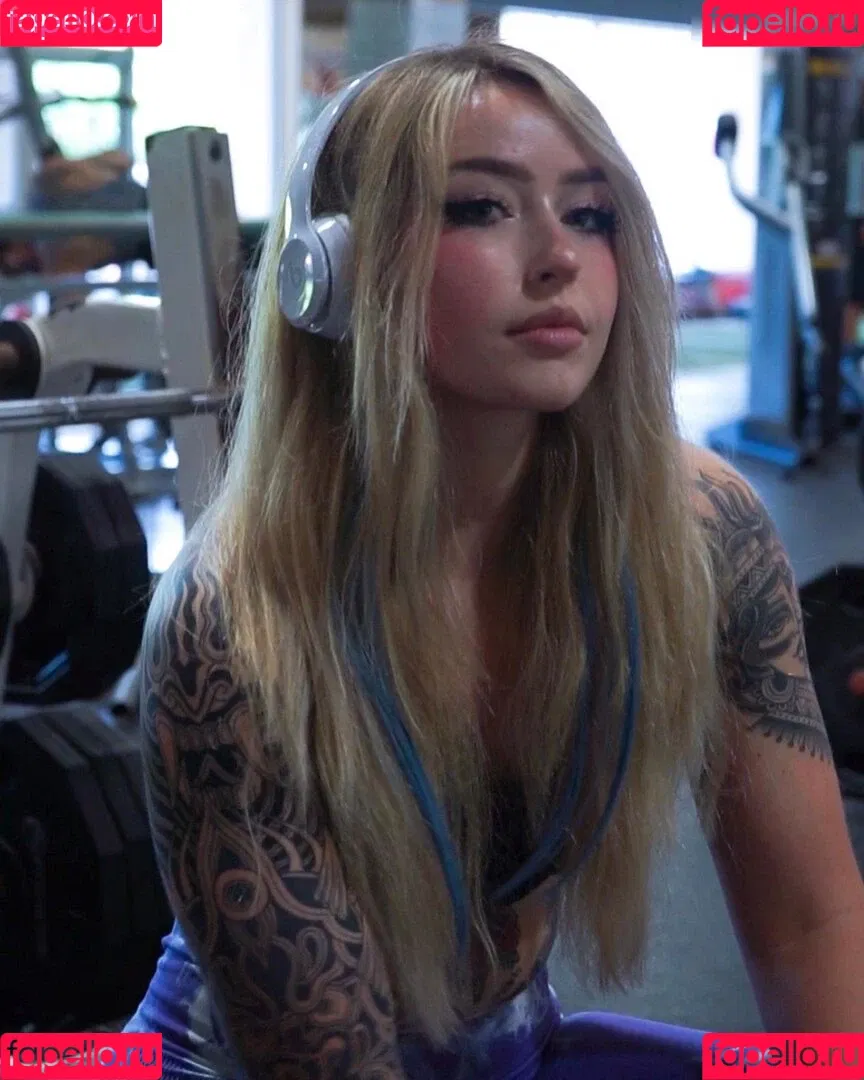 strongwaifu Onlyfans Photo Gallery 