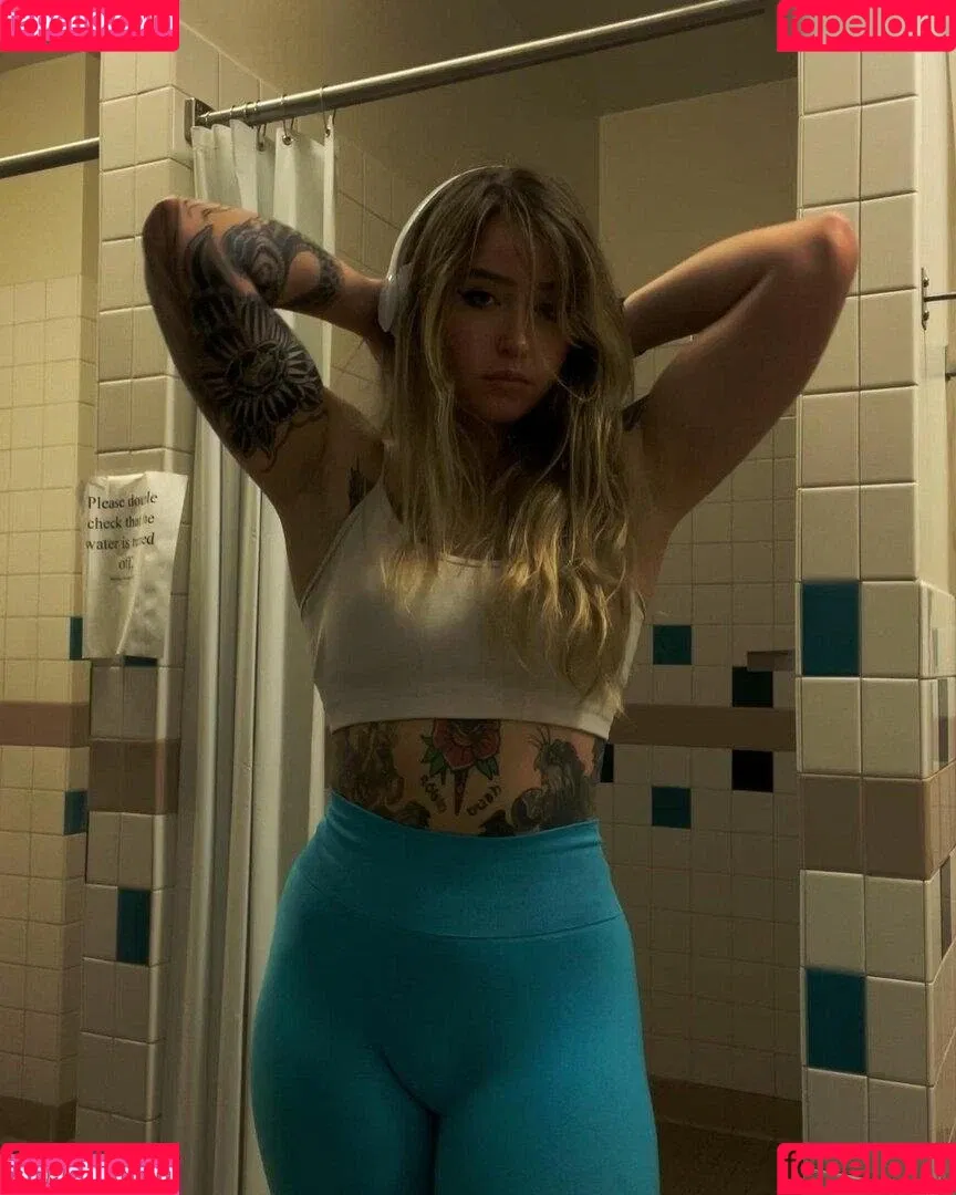 strongwaifu Onlyfans Photo Gallery 