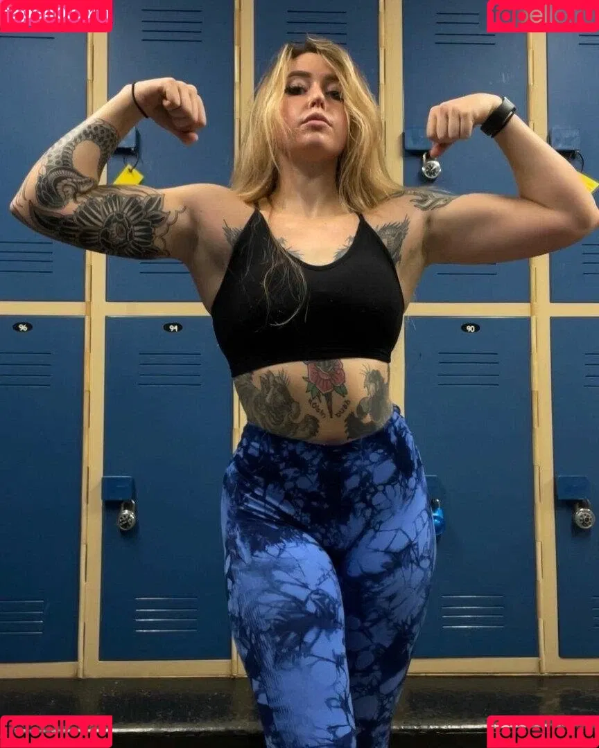 strongwaifu Onlyfans Photo Gallery 