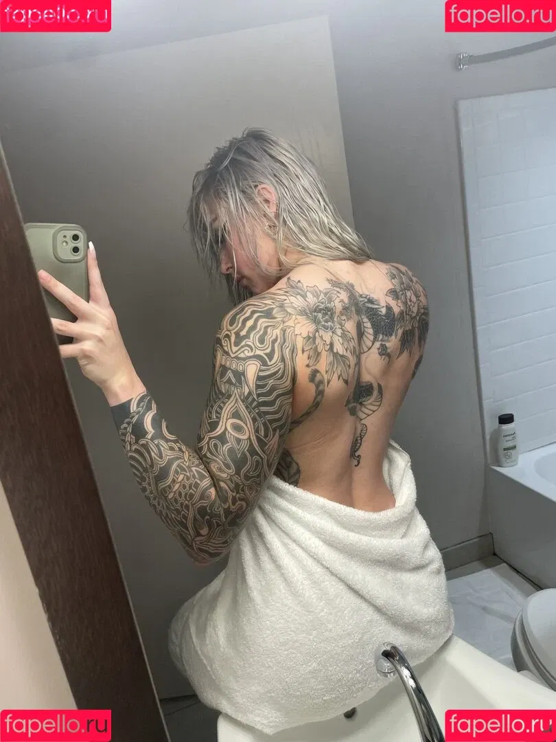 strongwaifu Onlyfans Photo Gallery 