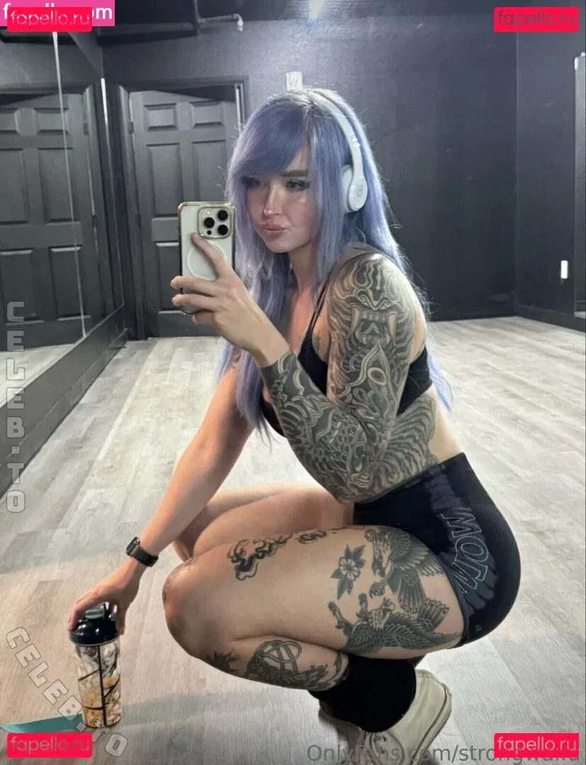 strongwaifu Onlyfans Photo Gallery 