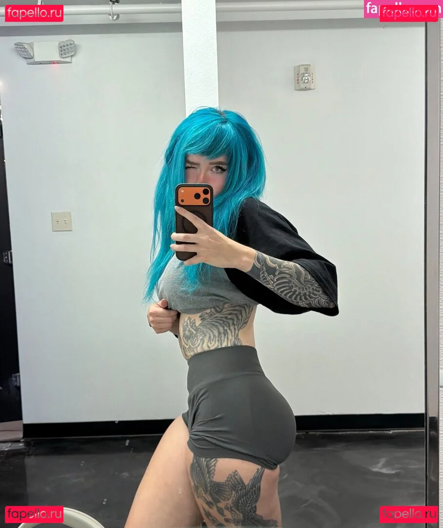 strongwaifu Onlyfans Photo Gallery 