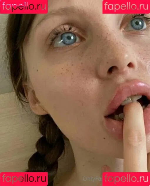 yankisss Onlyfans Photo Gallery 