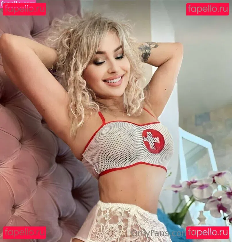 yankisss Onlyfans Photo Gallery 