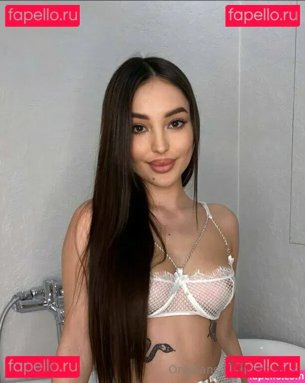 yankisss Onlyfans Photo Gallery 