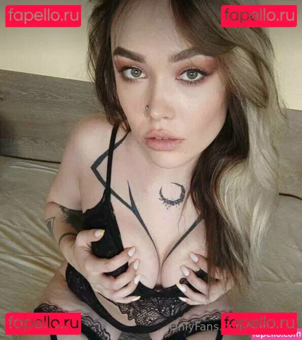 yankisss Onlyfans Photo Gallery 