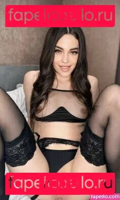 yankisss Onlyfans Photo Gallery 