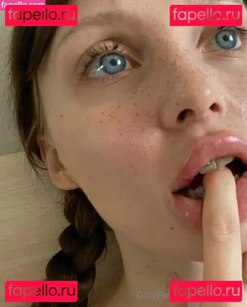 yankisss Onlyfans Photo Gallery 