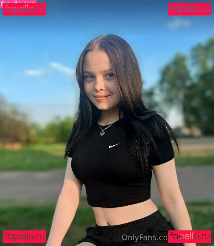 yankisss Onlyfans Photo Gallery 