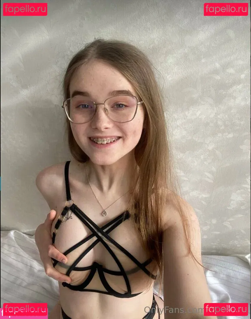 yankisss Onlyfans Photo Gallery 