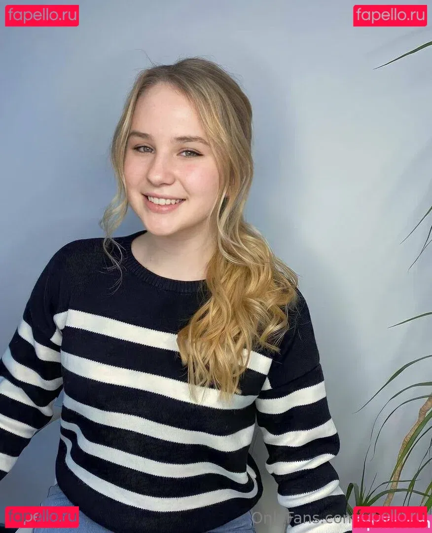 yankisss Onlyfans Photo Gallery 