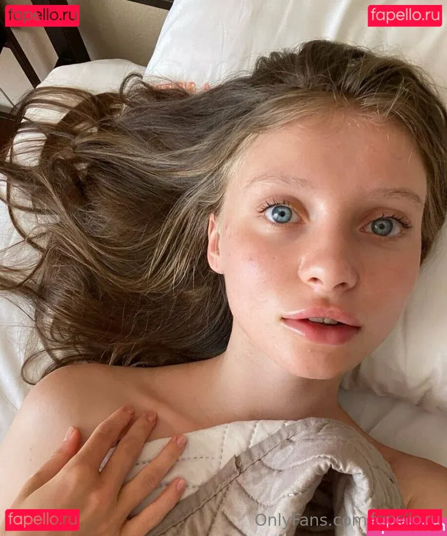 yankisss Onlyfans Photo Gallery 