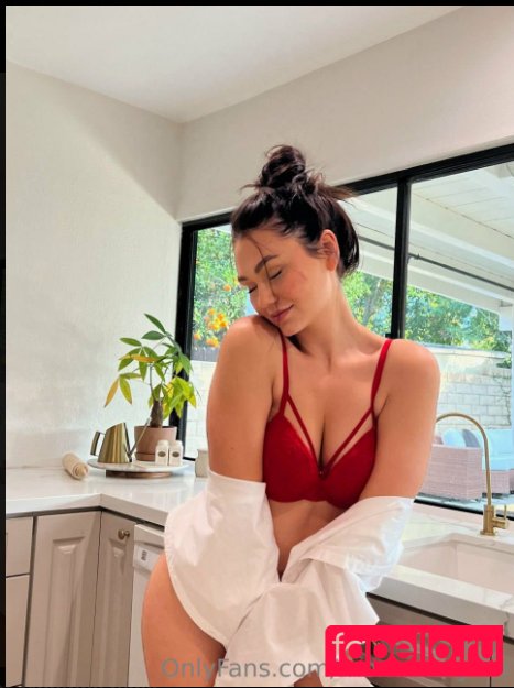 mon.petite Onlyfans Photo Gallery 