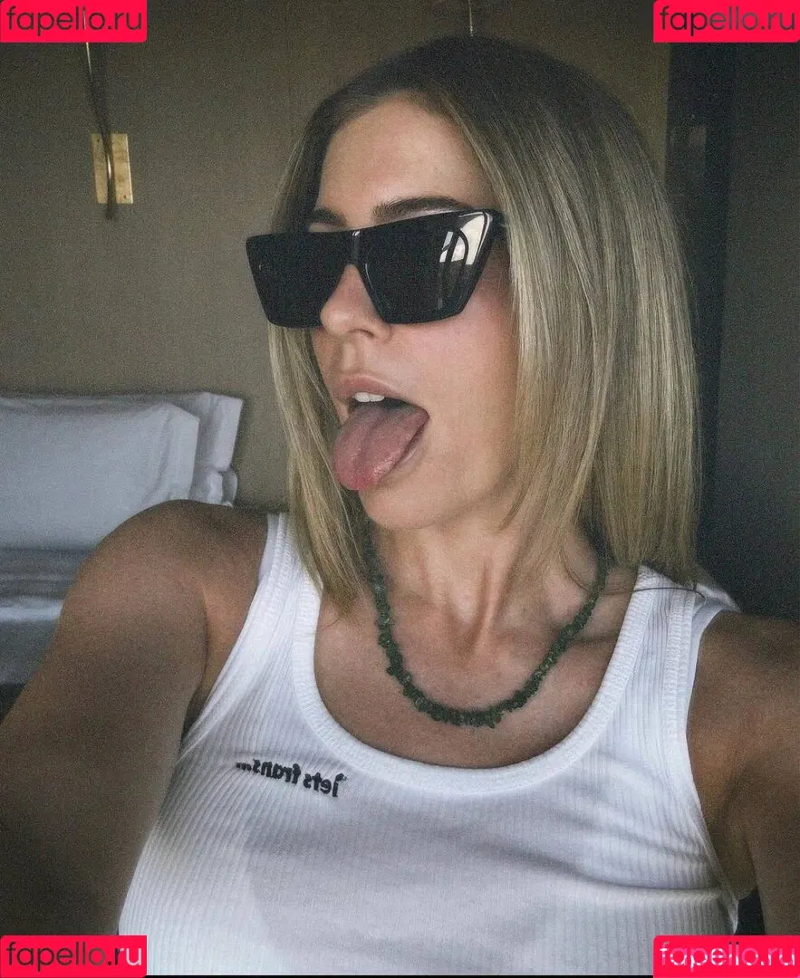 Mrs.Bella Onlyfans Photo Gallery 
