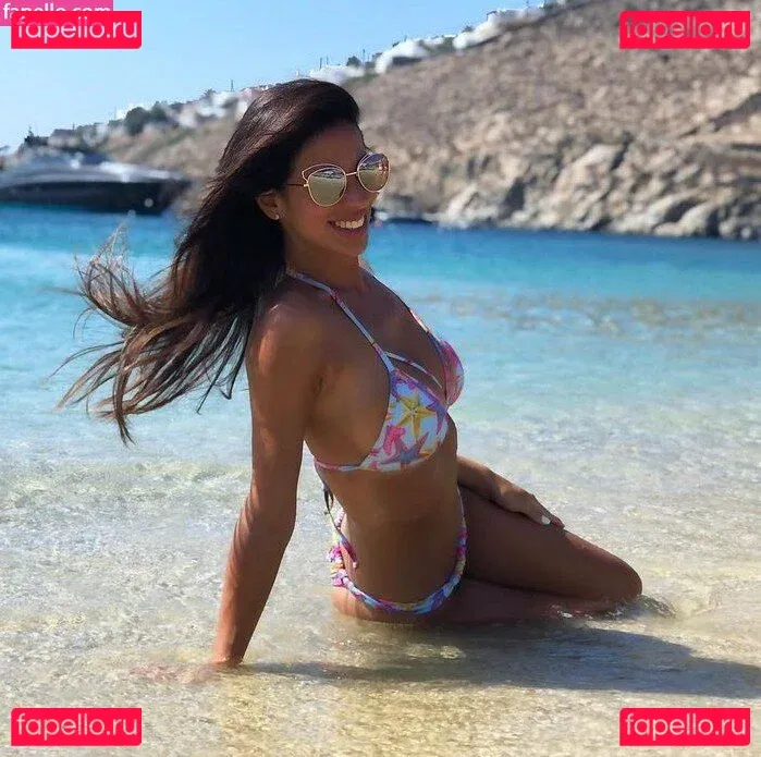 Estefy Lopez Onlyfans Photo Gallery 