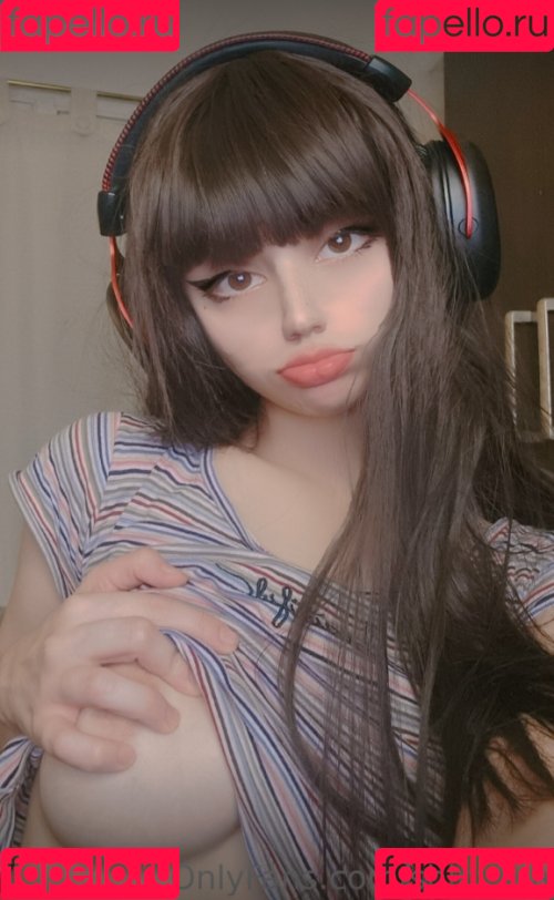 Agathadomenok Onlyfans Photo Gallery 