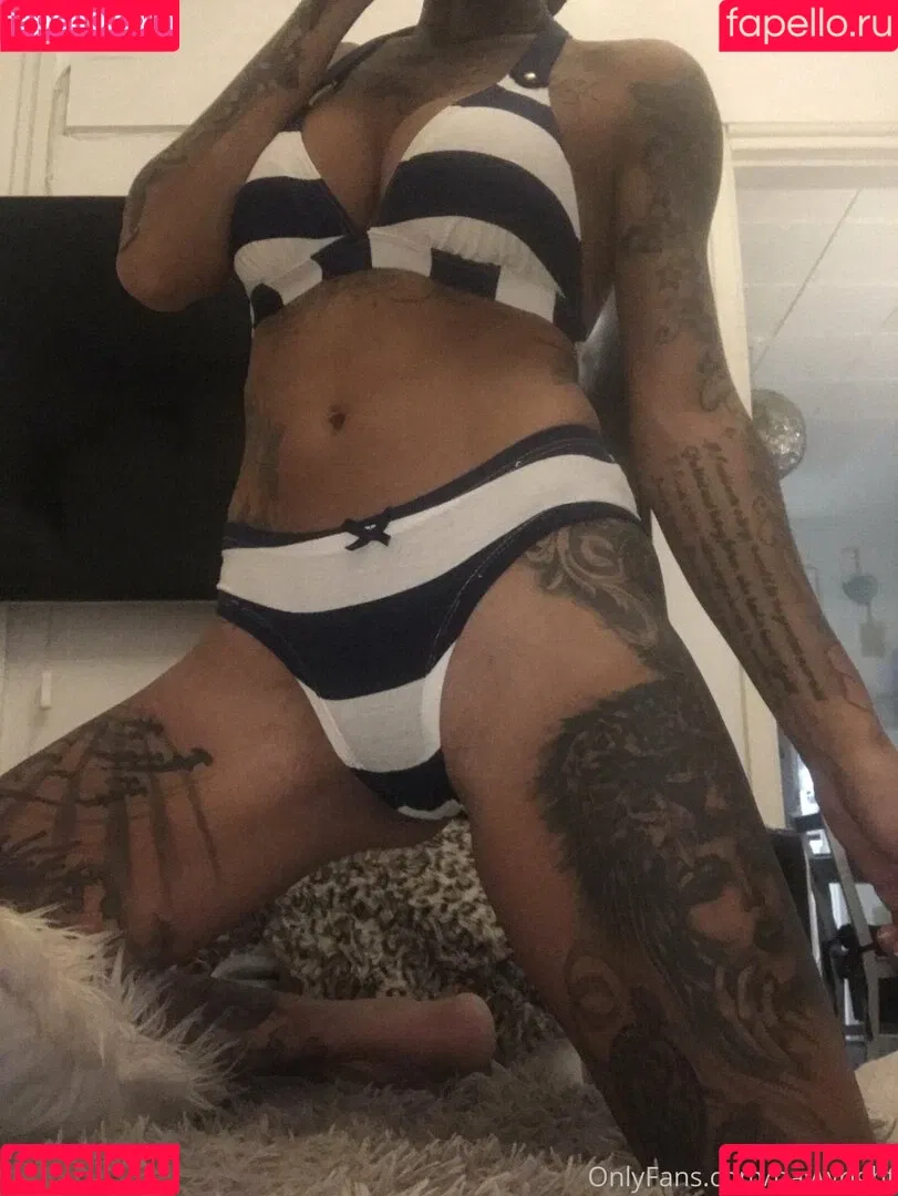 naywright Onlyfans Photo Gallery 