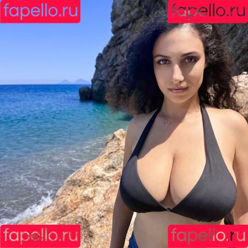 yoursweetfia Onlyfans Photo Gallery 