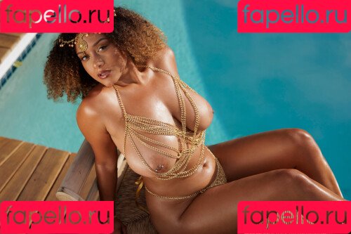 yoursweetfia Onlyfans Photo Gallery 